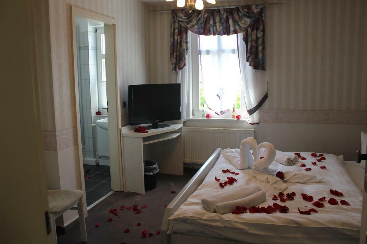 Hotel Alte Posthalterei Creuzburg Bagian luar foto